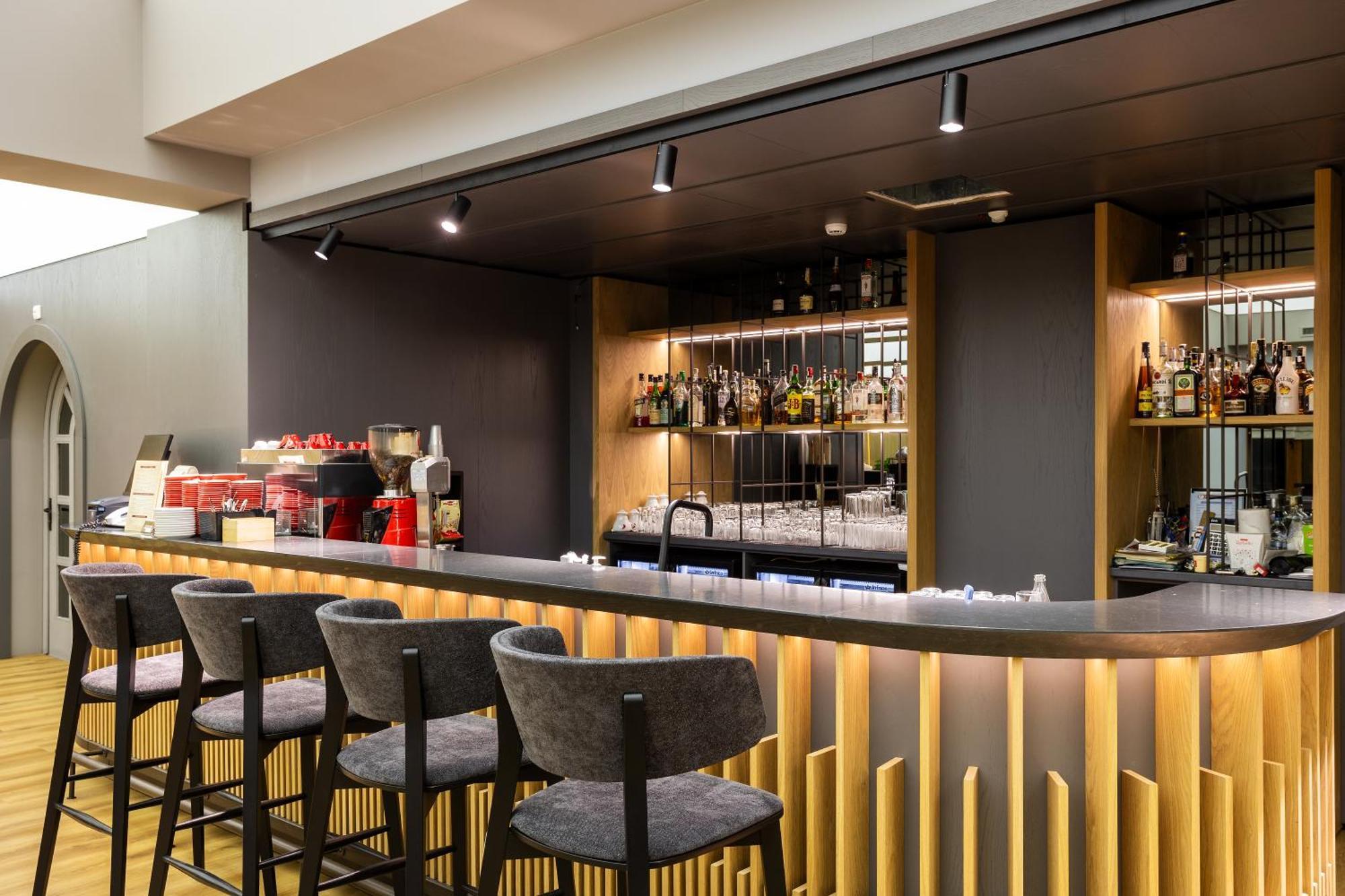 Kamengrad & Hotel 4*